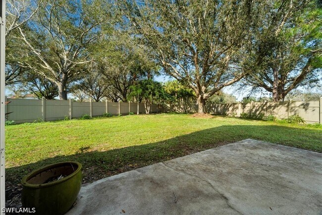 Building Photo - 12341 Eagle Pointe Cir