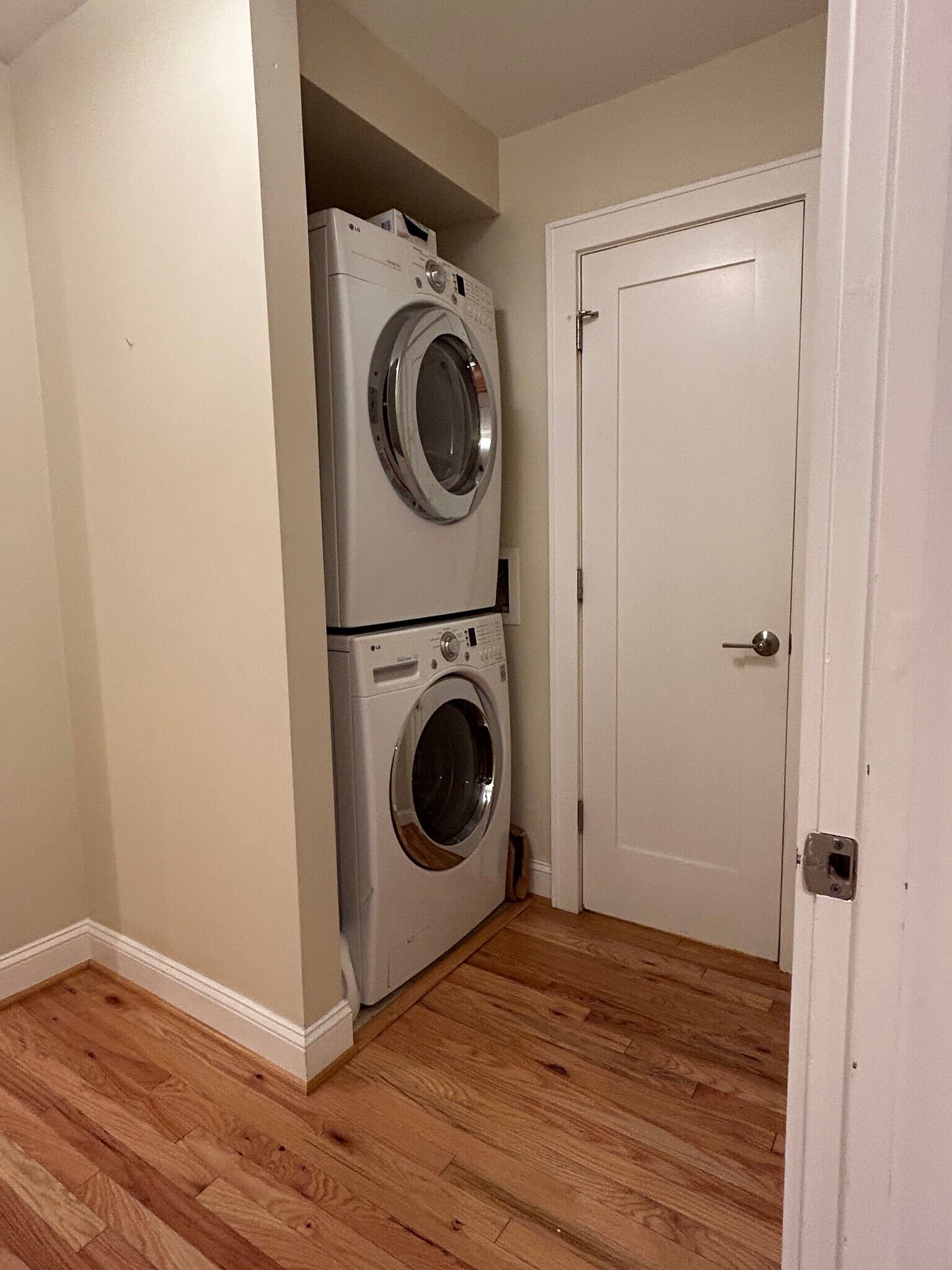 Building Photo - 3547 10th St NW