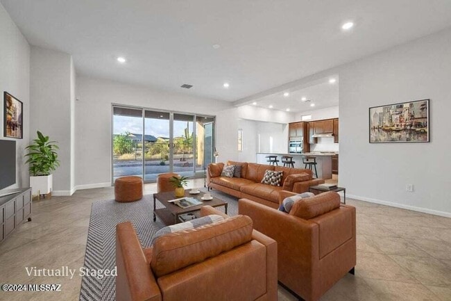 Building Photo - 10623 N Iron Peak Dr