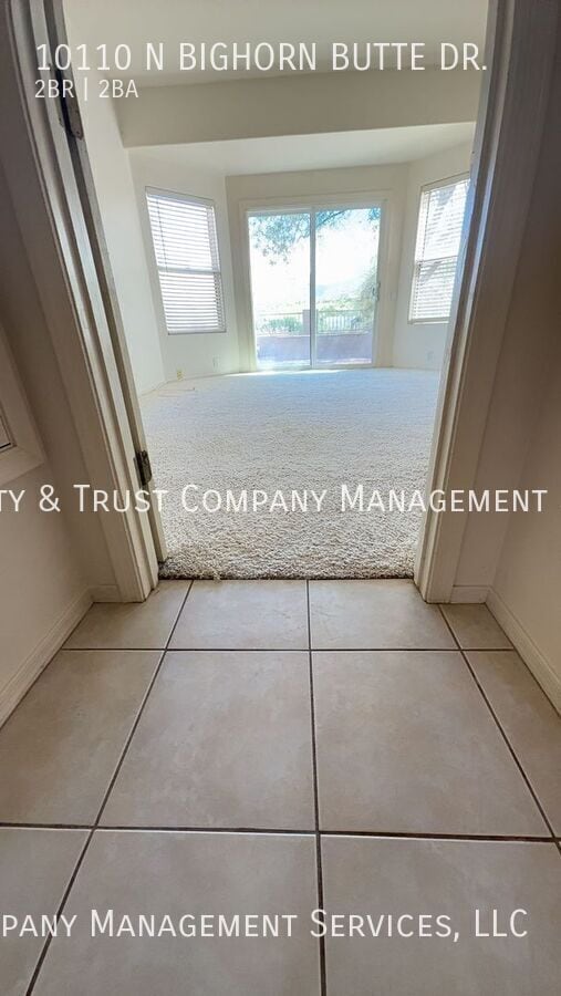 Building Photo - 10110 N Bighorn Butte Dr