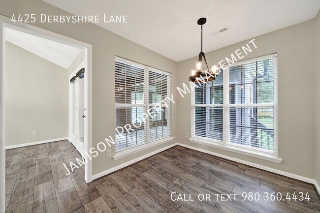 Building Photo - 4425 Derbyshire Ln