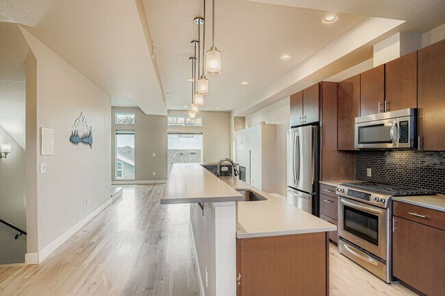 Building Photo - Views for Days! Rooftop Retreat Near Sloan...