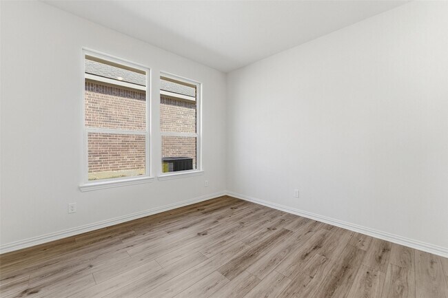 Building Photo - 3511 Helena St
