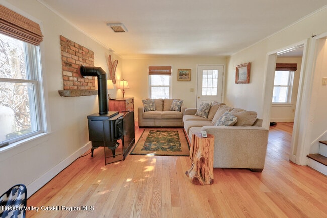 Building Photo - 101 Garcia Ln