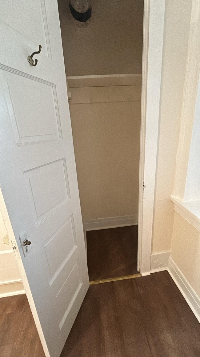 Building Photo - 16 N Church St