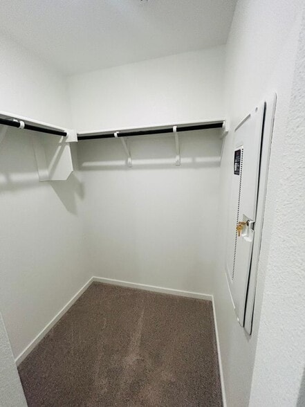 Building Photo - 6310 Sandpiper Ln