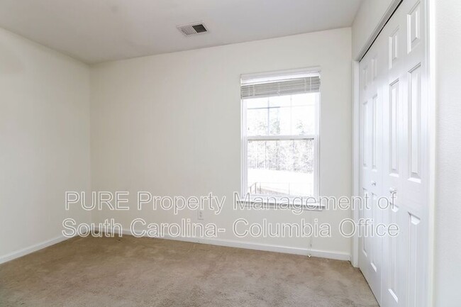 Building Photo - 333 Drooping Leaf Rd