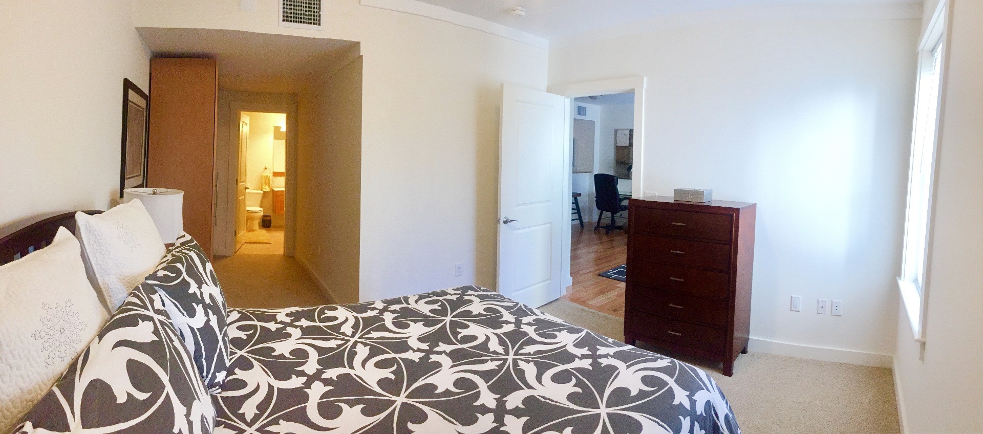 Building Photo - 87 New St