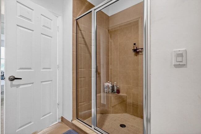 Building Photo - 2705 SW 119th Way