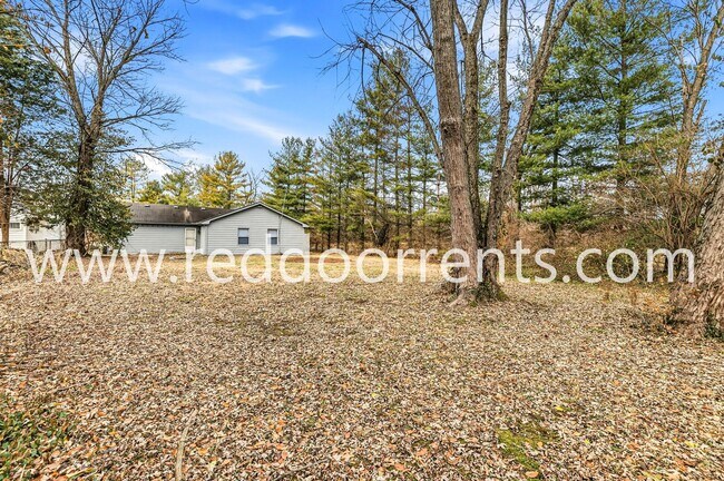 Building Photo - Charming 3-Bedroom Ranch in Plainfield