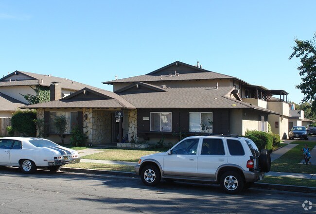 Building Photo - 1100 Hull Pl