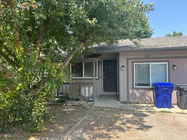 Primary Photo - Great Duplex in Loveland