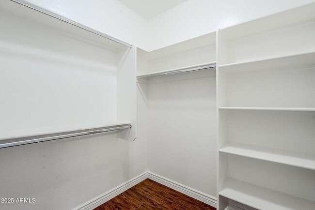 Building Photo - 13450 E Vía Linda