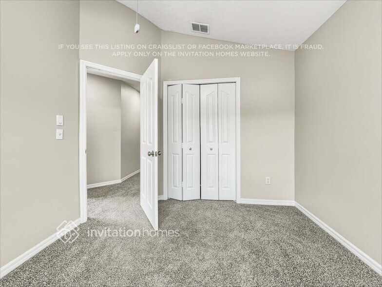 Building Photo - 10507 Grayslake Ct