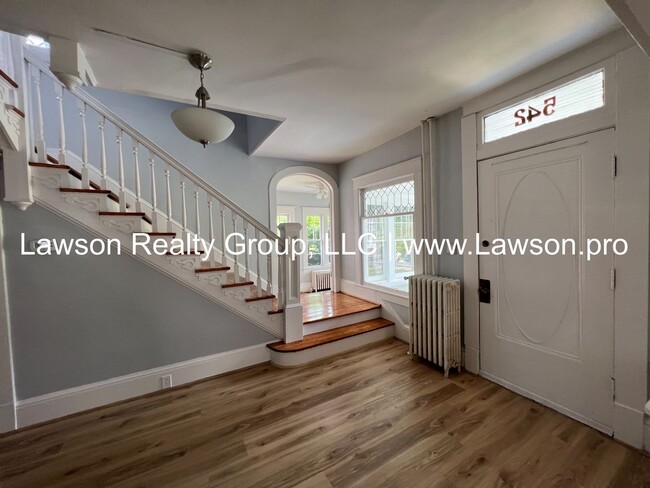 Building Photo - Gorgeous, Updated Historic Home In Old Sou...