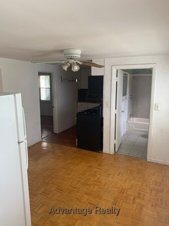 Building Photo - 12 4th Street Pl