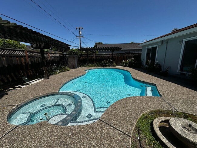 Building Photo - West SJ Beauty, Pool & Spa, 2 bed, 2 bath, 2 car garage single family home available soon!