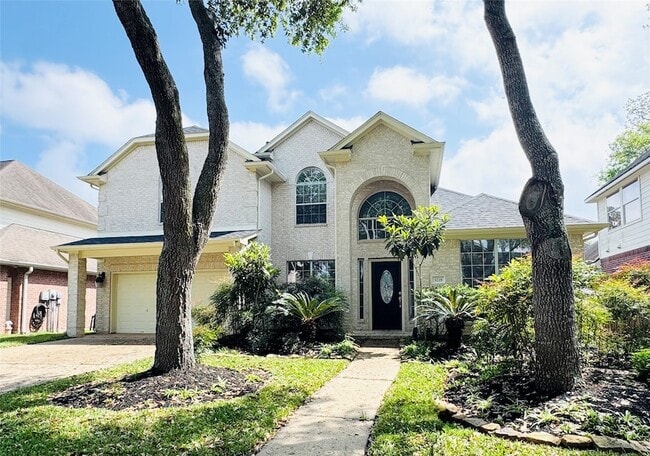 Building Photo - 3218 Oak Cliff Ln