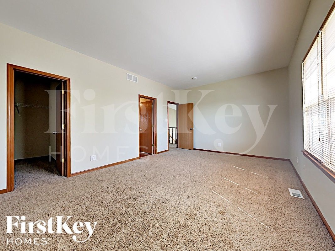 Building Photo - 1203 Quail Dr