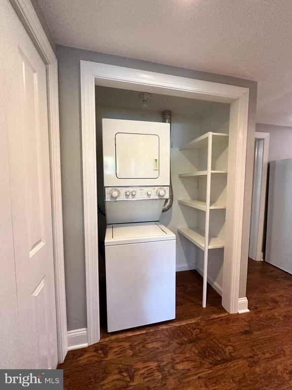 Building Photo - 410 North St