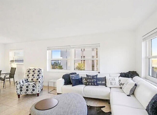 Building Photo - 1270 Gulf Blvd