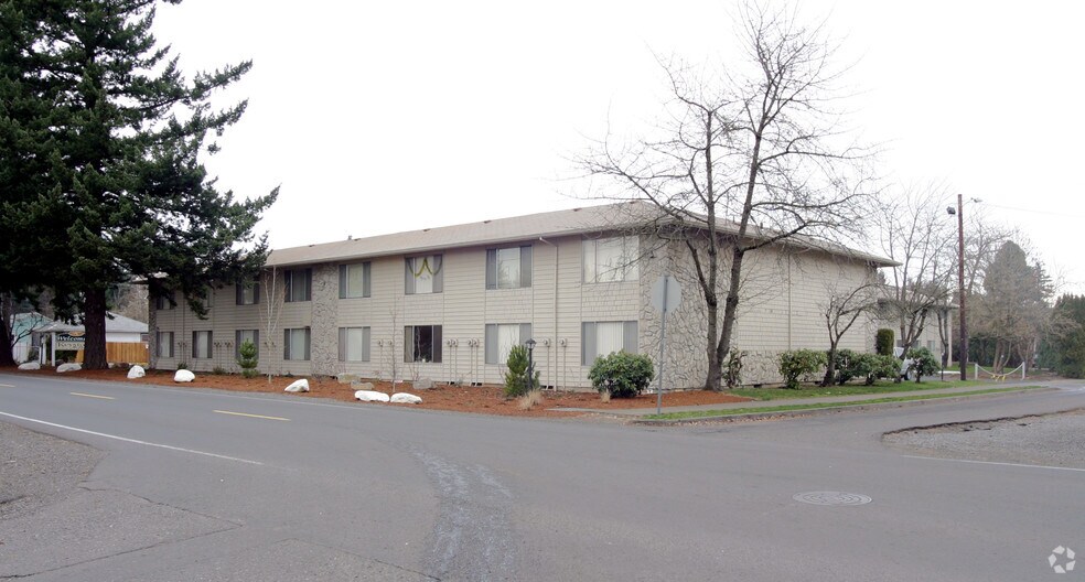 Primary Photo - Keystone East Apartment Homes