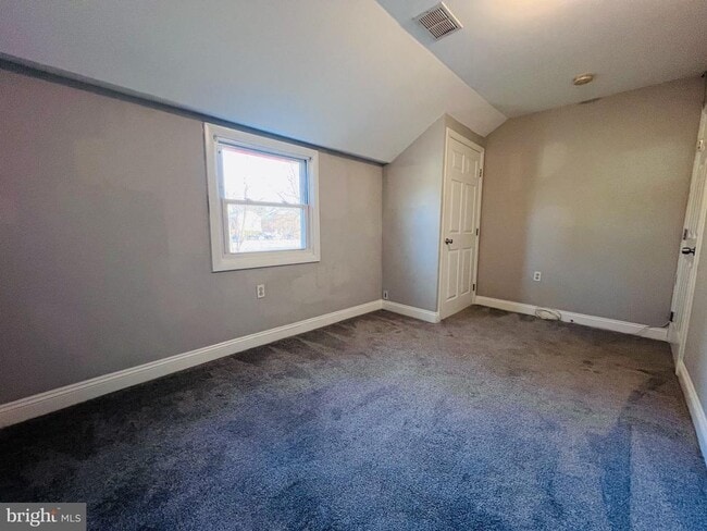 Building Photo - 2616 Arlington Blvd