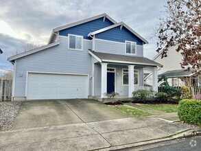 Building Photo - Excellent Location in Fishers Landing near...