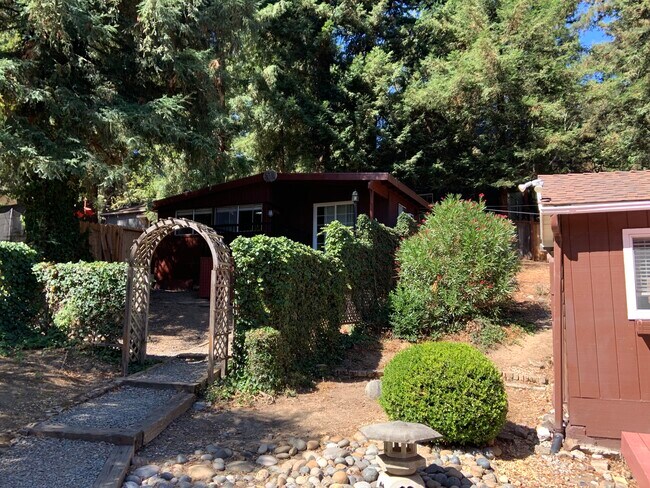 Walkway - 17958 Redwood Dr