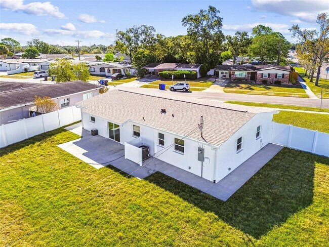 Building Photo - 7717 W Powhatan Ave