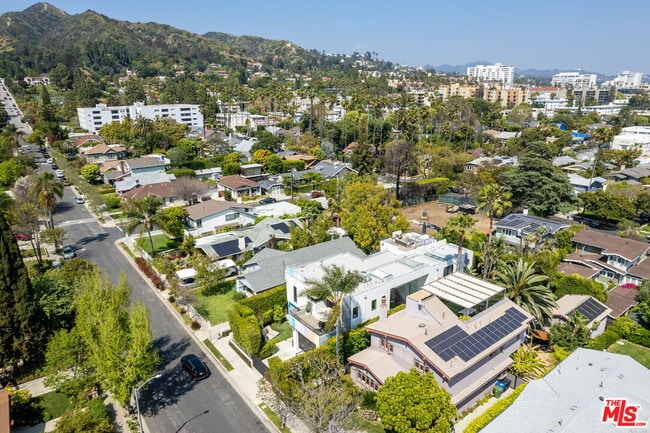 Building Photo - 1540 N Curson Ave