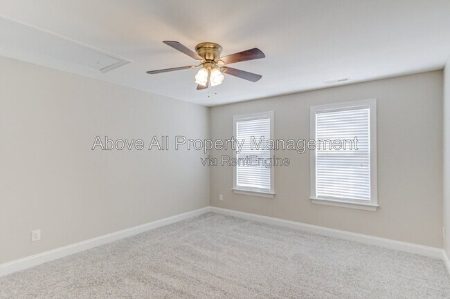Building Photo - 2041 Jadewood Dr
