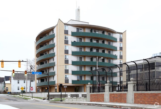 Building Photo - Laronde Apartments