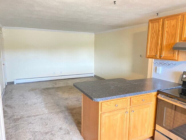 Building Photo - 54 Westville Rd