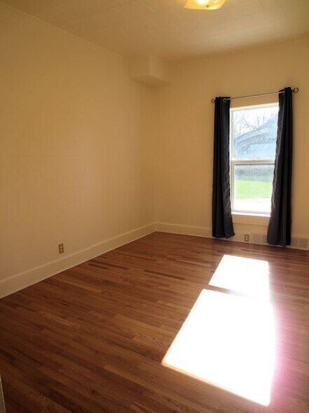 Bedroom 2 - 491 Flambeau Ave