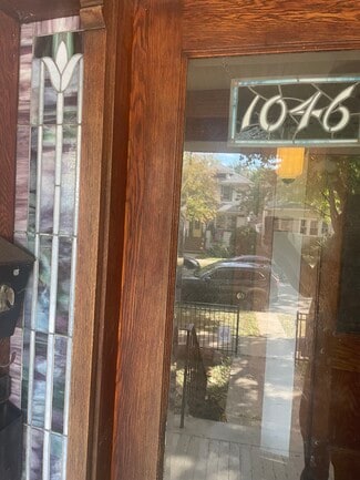 Building Photo - 1046 S Scoville Ave