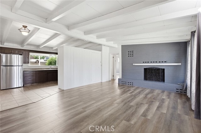 Building Photo - 40861 Whittier Ave