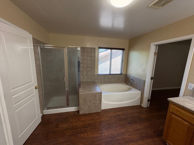 Building Photo - Two story home in SW Visalia coming soon!