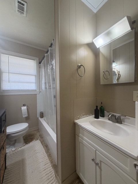 Bathroom - 2116 Second St