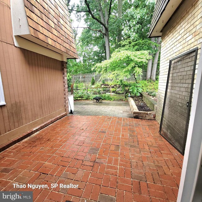 Building Photo - 10534 Cambridge Ct