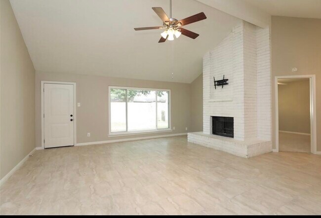 Building Photo - 3134 Sedgeborough Dr