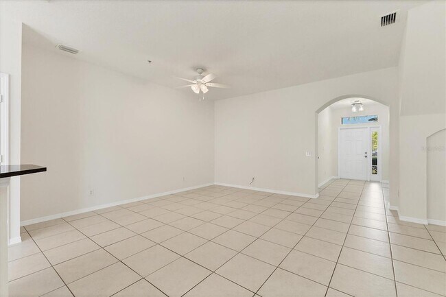 Building Photo - 4104 Crabtree Ave