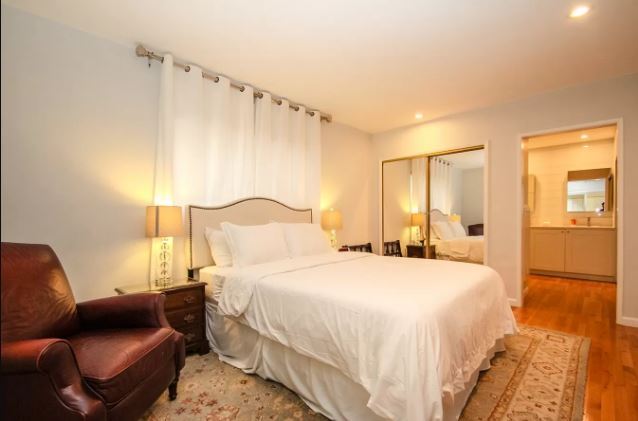 Bedroom 1 - 423 S Rexford Dr