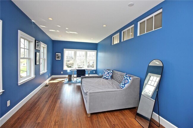 Building Photo - 203 Coggeshall Ave