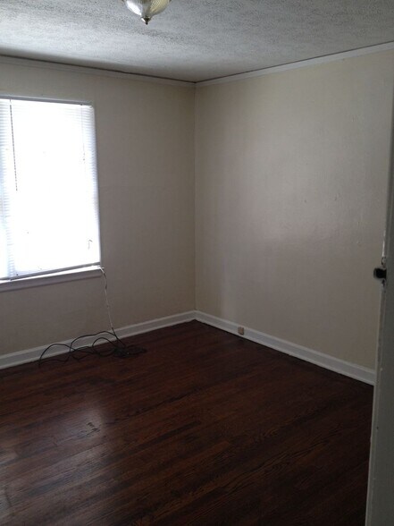 Building Photo - 501-507 S 15th Street