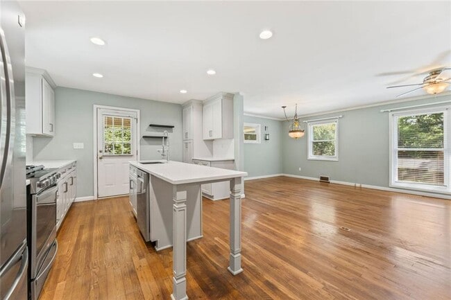 Building Photo - 2679 Harrington Dr