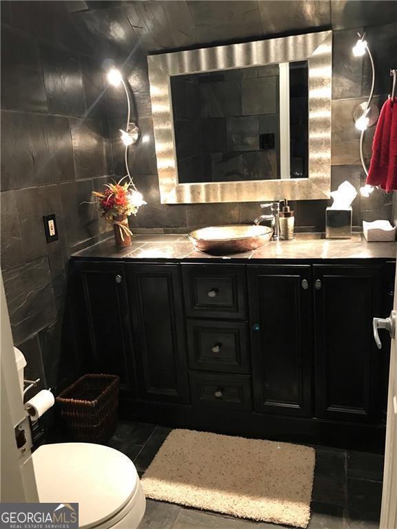 Building Photo - 4832 Valley View Ct