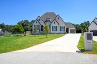 Building Photo - 26643 White Eagle Dr