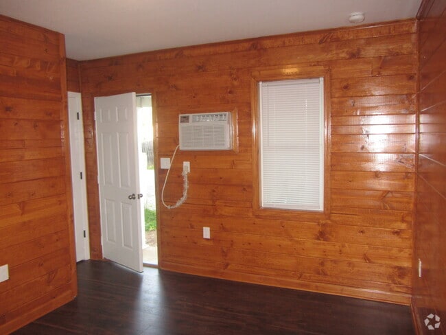 Building Photo - 15091 Fort Campbell Blvd