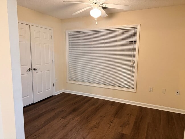 Building Photo - 2500 Friedland Pl